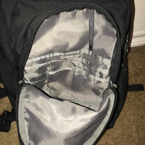 North Face Backpack - Picture 4 of 4